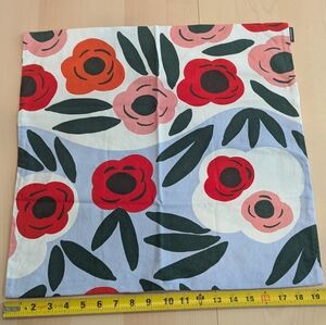 Marimekko RUUKKU 100% Cotton Zip Pillow Cover 19"×19 3/4" florals pink blue